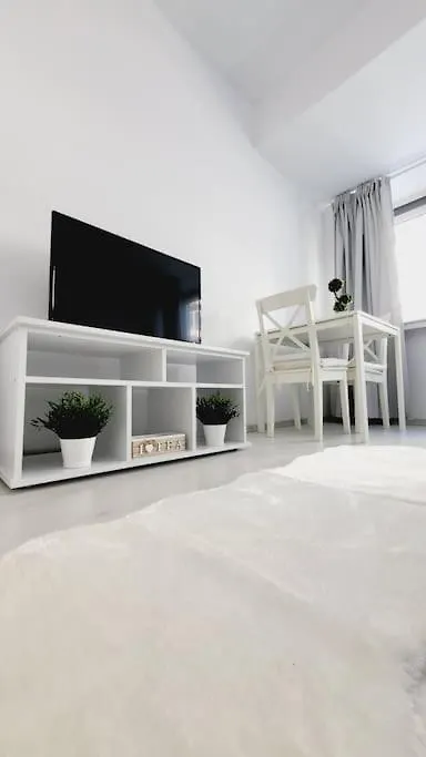 Victoriei Central Studio Apartment Bucharest