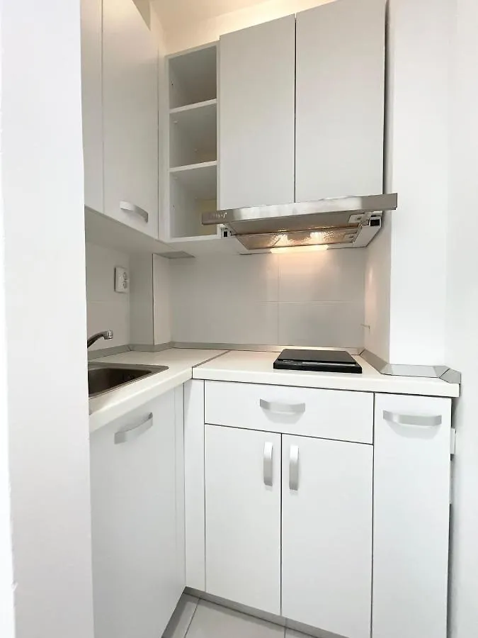 Victoriei Central Studio Apartment Bucharest Romania